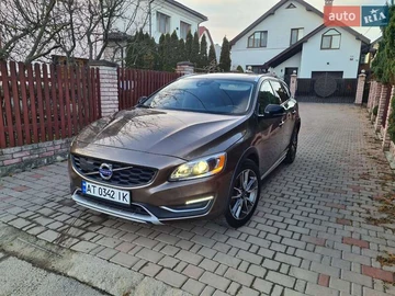 Авто Volvo V60 2015 № 8330420