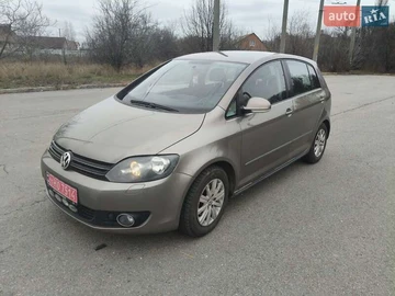 Авто Volkswagen Golf Plus 2011 № 8330496