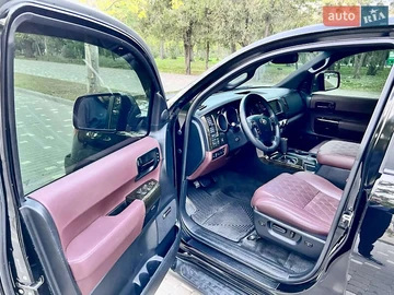 Авто Toyota Sequoia 2008 № 8330499
