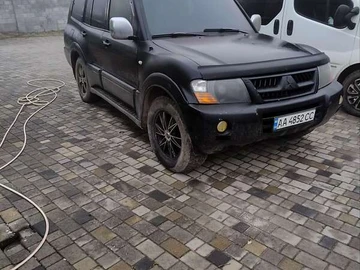 Авто Mitsubishi Pajero 2006 № 8330636