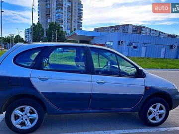 Авто Renault Scenic 2002 № 8330733
