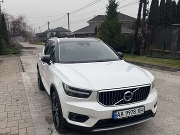 Авто Volvo Xc40 2018 № 8330967
