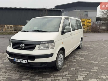 Авто Volkswagen Transporter 2004 № 8331015
