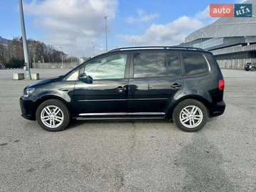 Авто Volkswagen Touran 2013 № 8331031