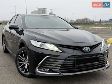 Авто Toyota Camry 2021 № 8331214