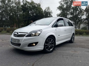 Авто Opel Zafira 2011 № 8331271