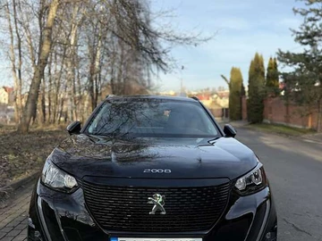 Авто Peugeot E-2008 2020 № 8331489