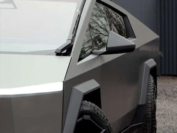 Авто Tesla Cybertruck 2024 № 8331534
