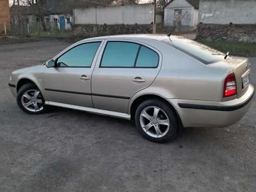 Авто Skoda Octavia 2004 № 8332022
