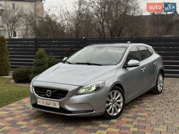 Авто Volvo V40 2013 № 8332085