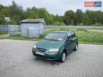 Авто Chevrolet Aveo 2004 № 8332351