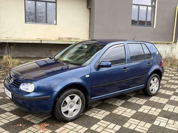 Авто Volkswagen Golf 2002 № 8332362