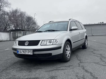 Авто Volkswagen Passat 2000 № 8332367