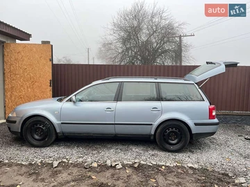 Авто Volkswagen Passat 2002 № 8332383