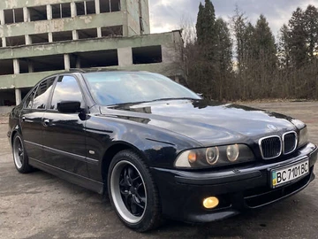 Авто BMW 5 Series 2000 № 8332422