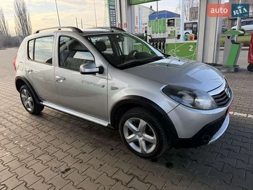 Авто Dacia Sandero Stepway 2012 № 8332526