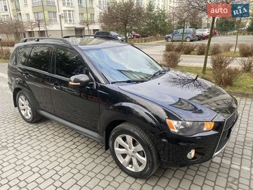 Авто Mitsubishi Outlander Xl 2012 № 8332648