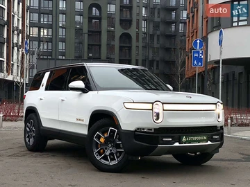 Авто Rivian R1S 2023 № 8332937