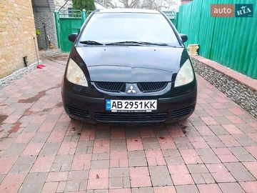 Авто Mitsubishi Colt 2006 № 8333051