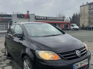 Авто Volkswagen Golf Plus 2005 № 8333070