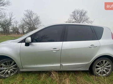 Авто Renault Scenic 2011 № 8333076