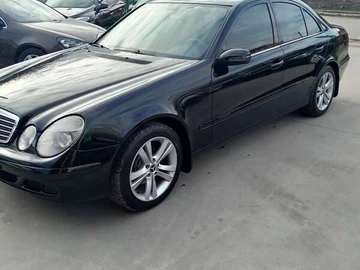 Авто Mercedes E-Class 2005 № 8333108