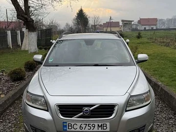 Авто Volvo V50 2007 № 8333119