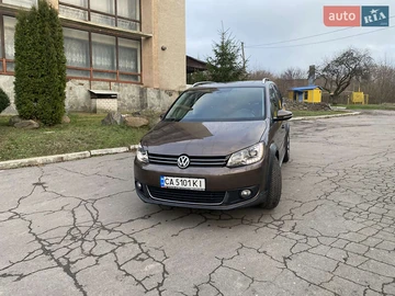 Авто Volkswagen Cross Touran 2011 № 8333351