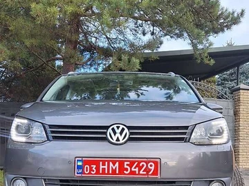 Авто Volkswagen Touran 2013 № 8333366