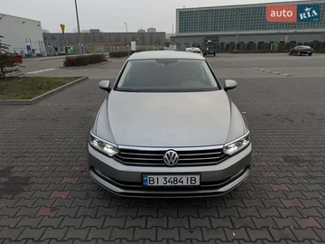 Авто Volkswagen Passat 2015 № 8333444