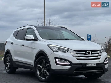 Авто Hyundai Santa Fe 2013 № 8333455