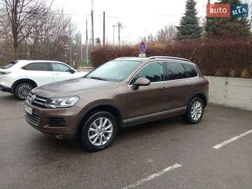 Авто Volkswagen Touareg 2014 № 8333482