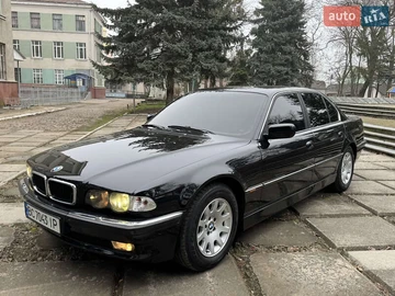Авто BMW 7 Series 2001 № 8333738