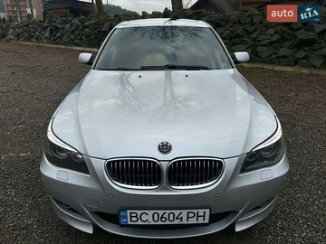 Авто BMW 5 Series 2004 № 8333747