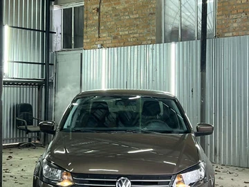 Авто Volkswagen Polo 2015 № 8333751