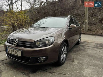 Авто Volkswagen Golf 2010 № 8333768