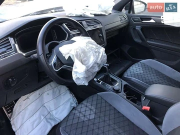 Авто Volkswagen Tiguan 2023 № 8333893