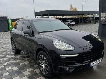 Авто Porsche Cayenne 2015 № 8334043