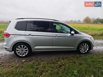 Авто Volkswagen Touran 2020 № 8334087