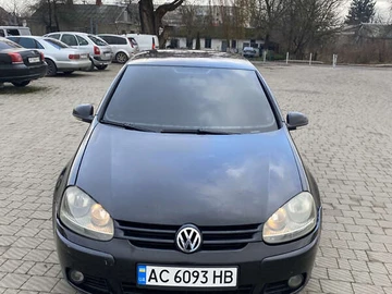 Авто Volkswagen Golf 2003 № 8334155