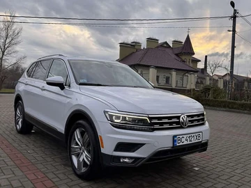Авто Volkswagen Tiguan 2018 № 8334201