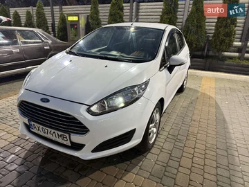 Авто Ford Fiesta 2014 № 8334205