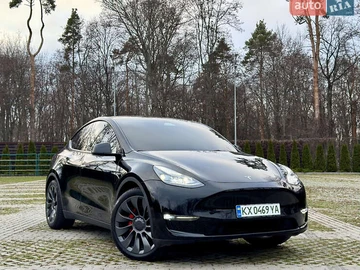 Авто Tesla Model Y 2023 № 8334773
