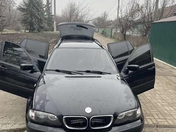 Авто BMW 3 Series 2003 № 8334793