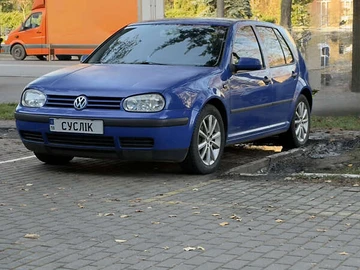 Авто Volkswagen Golf 2000 № 8335026
