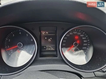 Авто Volkswagen Golf 2010 № 8335043