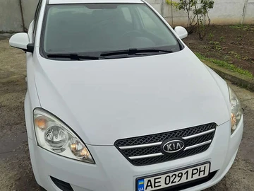 Авто KIA Ceed 2008 № 8335044