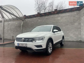 Авто Volkswagen Tiguan 2018 № 8335300