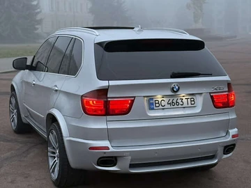 Авто BMW X5 2011 № 8335305