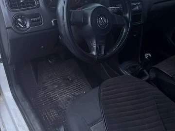 Авто Volkswagen Polo 2012 № 8335358